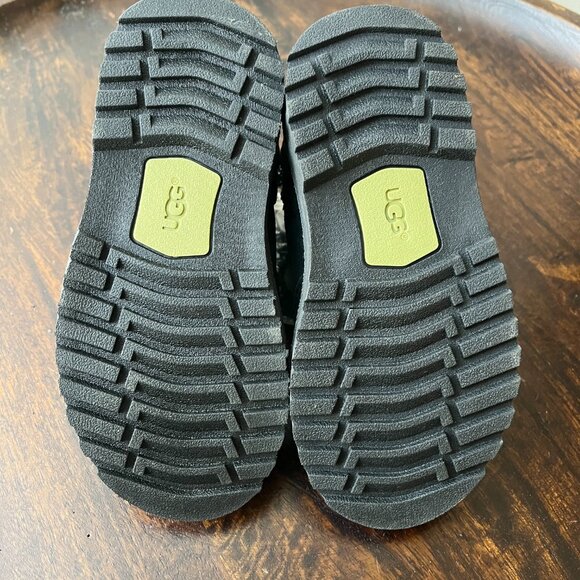 UGG Pure RN 88276 Kids 100% Wool Lining Suede Ankle boots Black / young kids US9 - Picture 7 of 7